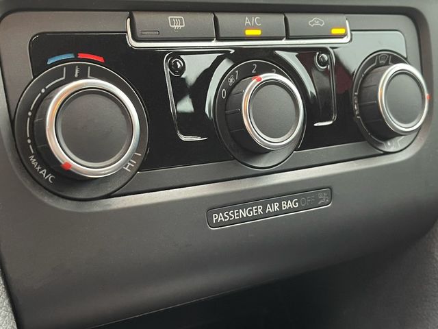 VOLKSWAGEN福斯 GOLF  第9張相片