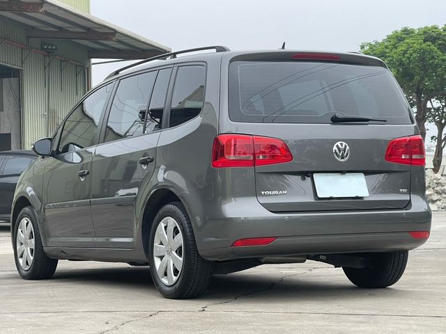 VOLKSWAGEN福斯 TOURAN  第4張相片