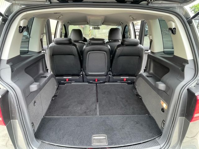 VOLKSWAGEN福斯 TOURAN  第12張相片