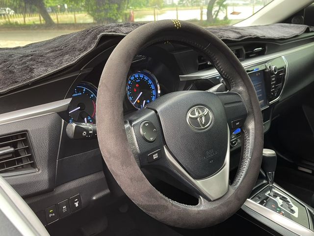 TOYOTA豐田 ALTIS  第6張相片