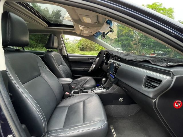 TOYOTA豐田 ALTIS  第17張相片