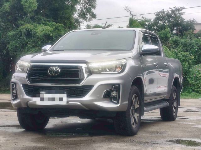 TOYOTA豐田 HILUX  第1張相片