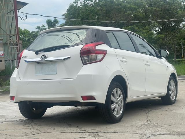 TOYOTA豐田 YARIS  第2張相片