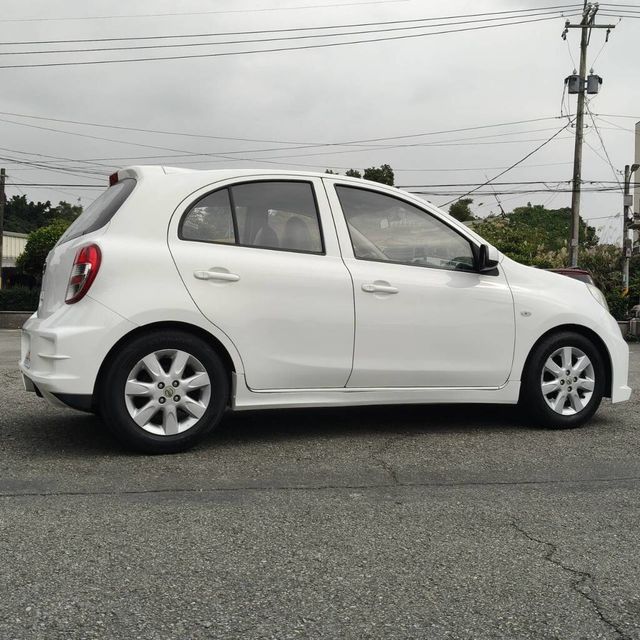 NISSAN日產 MARCH  第3張相片