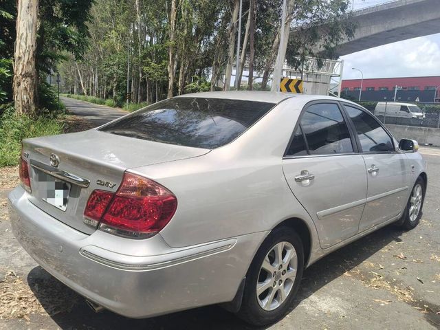 TOYOTA豐田 CAMRY  第2張相片