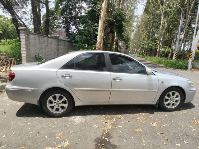 TOYOTA豐田 CAMRY  第3張相片