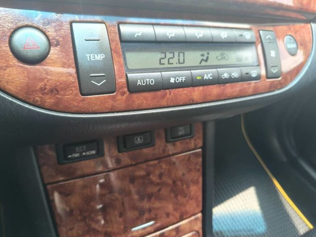 TOYOTA豐田 CAMRY  第7張相片