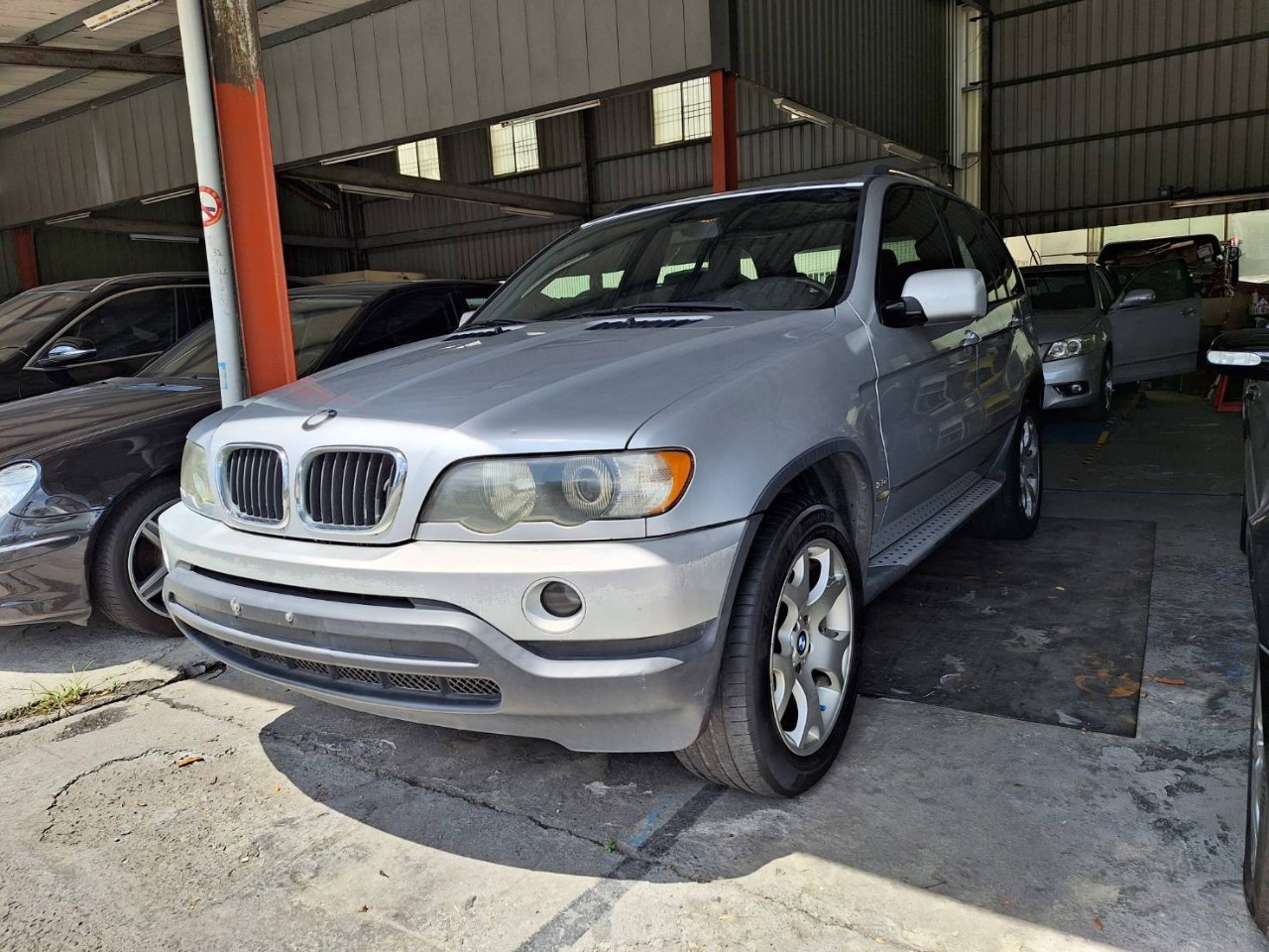 2003年 BMW  X5   第1張相片