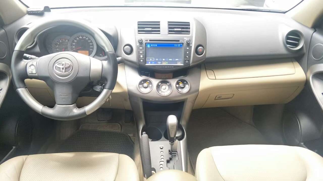 2009年 Toyota RAV-4 2.4G  第3張相片