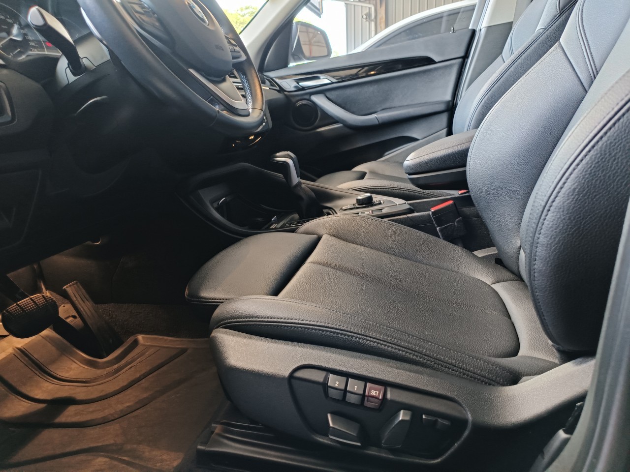2016年 BMW X1 20i  第4張相片