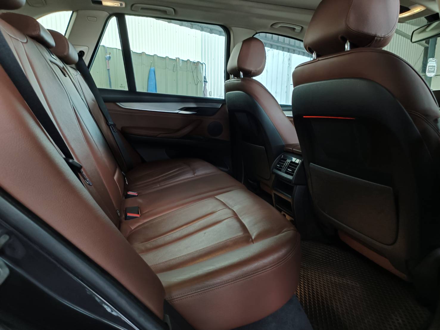 2013年 BMW X5 3.0D  第6張相片