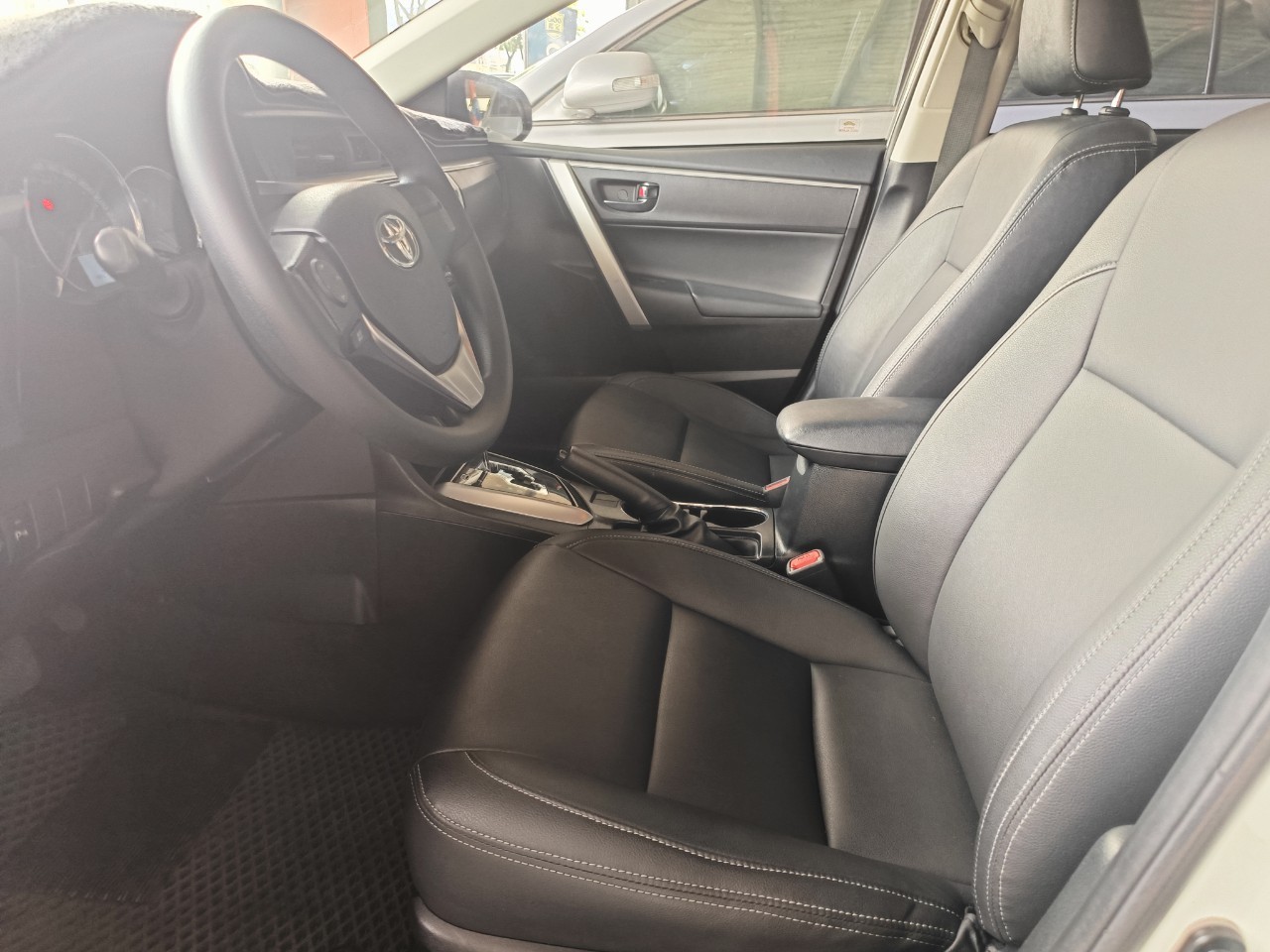 2016年 Toyota Altis  第3張相片