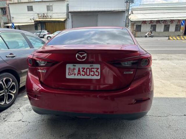 MAZDA馬自達 MAZDA 3  第4張相片