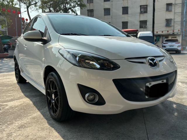 MAZDA馬自達 MAZDA 2  第2張相片