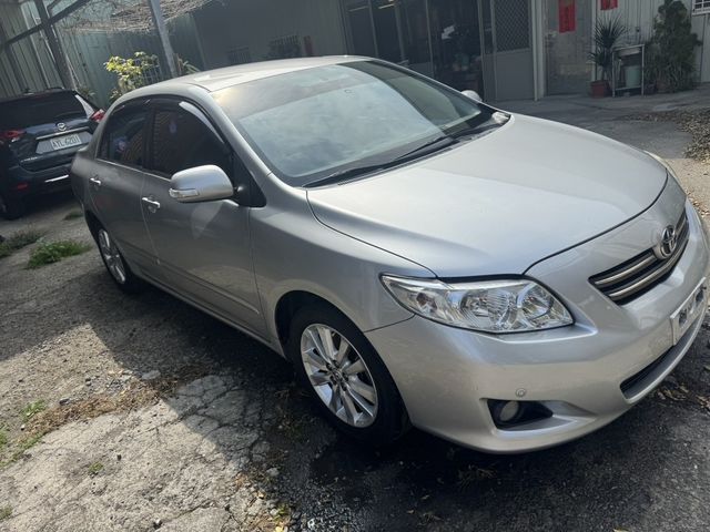 TOYOTA豐田 ALTIS  第3張相片