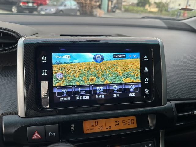 TOYOTA豐田 WISH  第10張相片