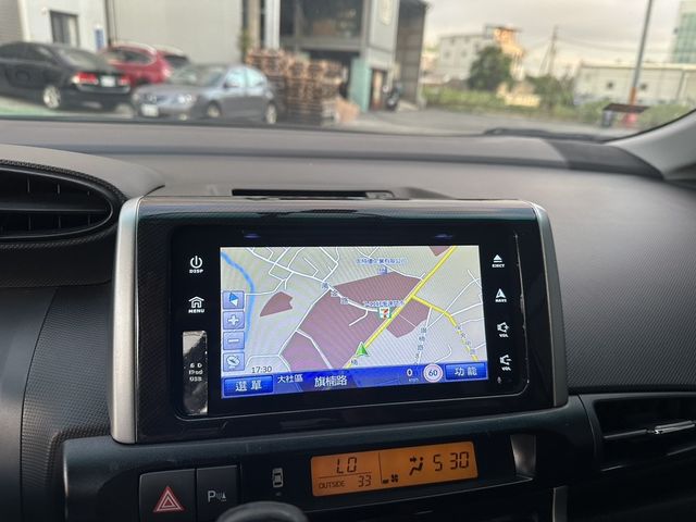 TOYOTA豐田 WISH  第11張相片
