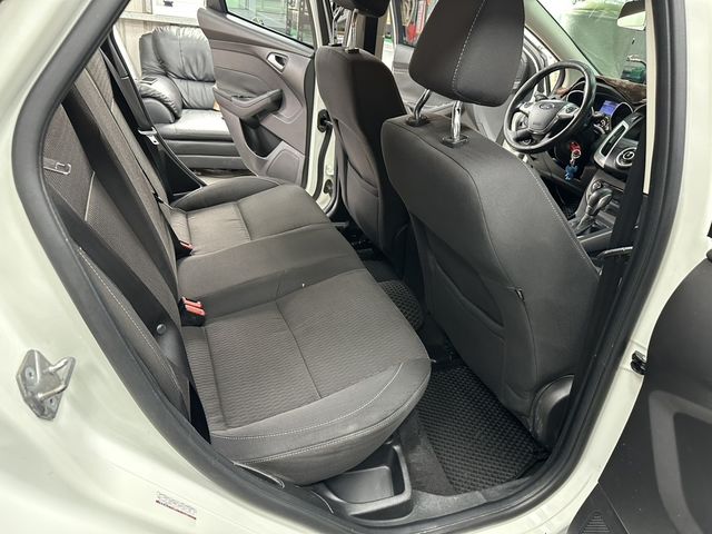 FORD福特 FOCUS  第7張相片