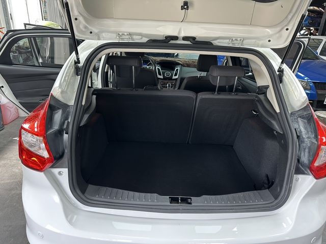 FORD福特 FOCUS  第10張相片