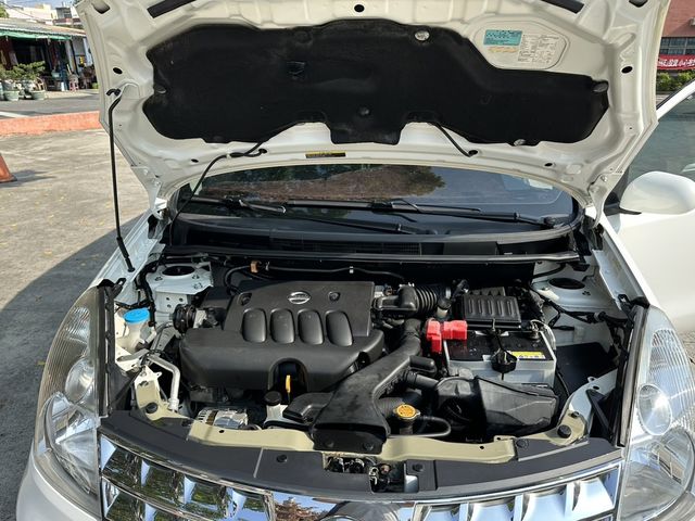 NISSAN日產 LIVINA  第13張相片