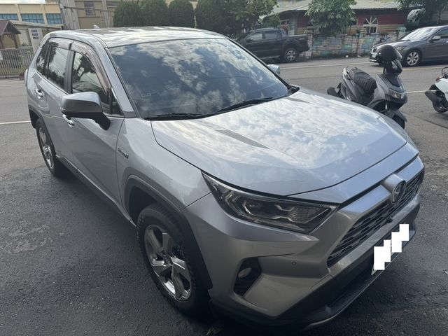 TOYOTA豐田 RAV4  第4張相片