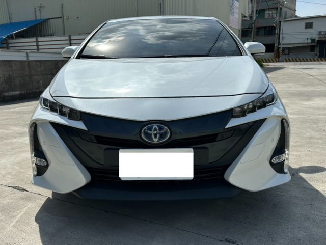 TOYOTA豐田 PRIUS PHV  第5張相片