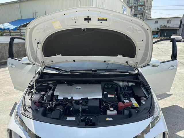 TOYOTA豐田 PRIUS PHV  第10張相片