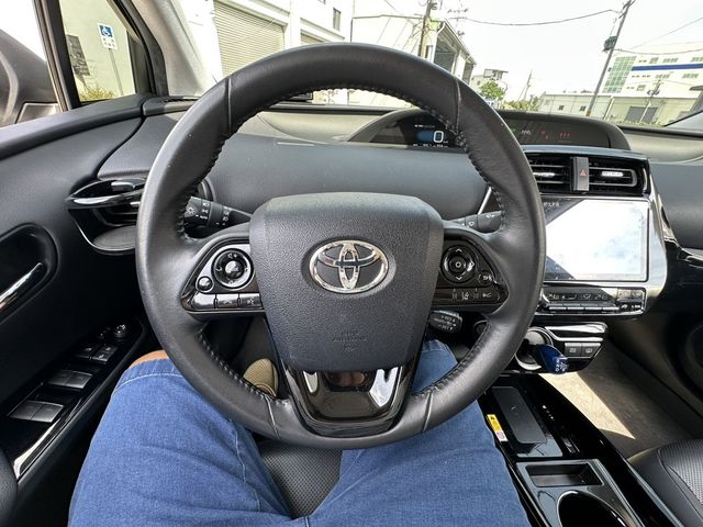 TOYOTA豐田 PRIUS PHV  第15張相片