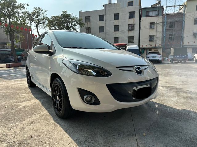 MAZDA馬自達 MAZDA 2  第2張相片