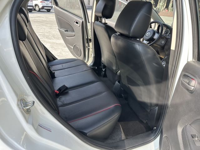 MAZDA馬自達 MAZDA 2  第8張相片