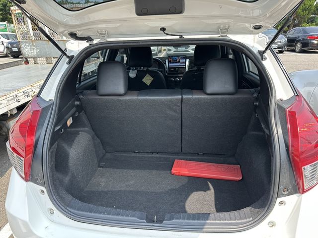 TOYOTA豐田 YARIS  第7張相片