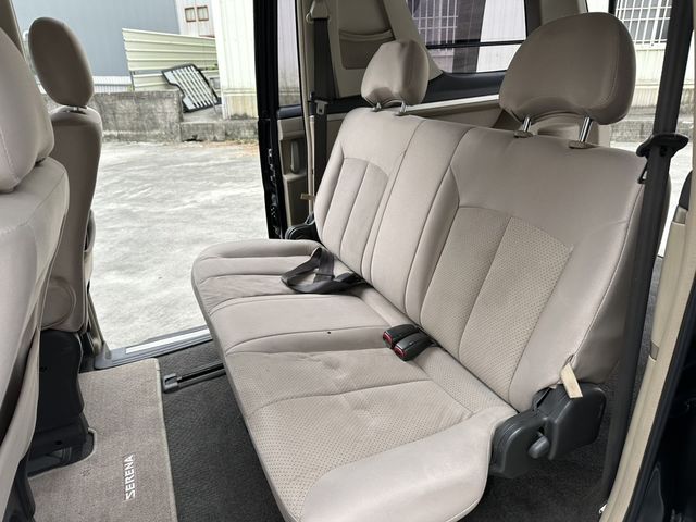 NISSAN日產 SERENA Q-RV  第6張相片