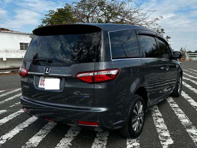 LUXGEN納智捷 M7 TURBO  第2張相片