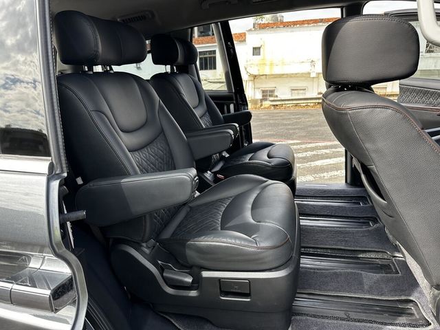 LUXGEN納智捷 M7 TURBO  第8張相片