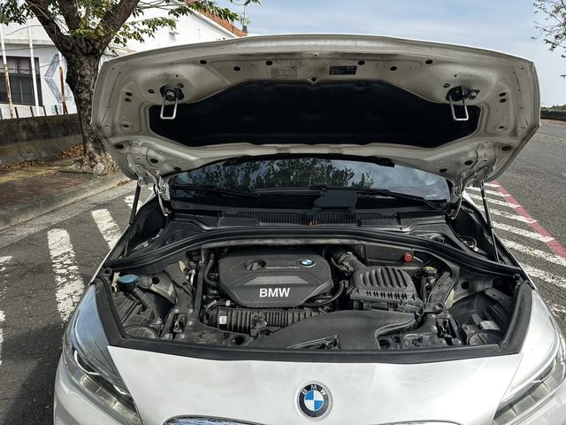 BMW寶馬 220I  第10張相片