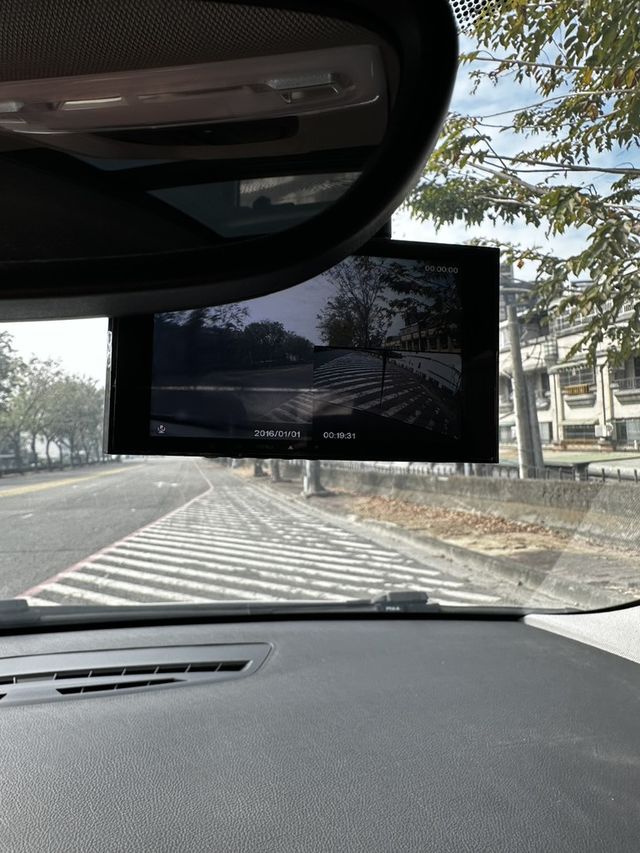 BMW寶馬 220I  第15張相片