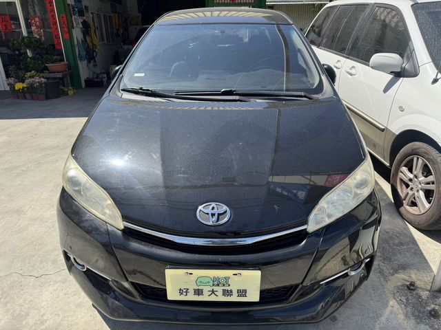 TOYOTA豐田 WISH  第5張相片