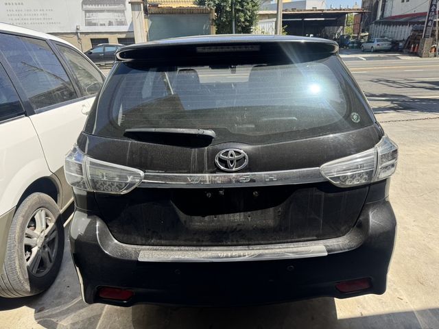 TOYOTA豐田 WISH  第6張相片