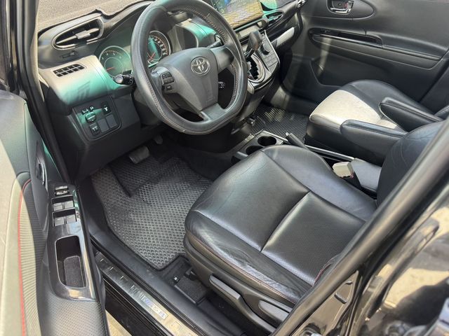TOYOTA豐田 WISH  第12張相片