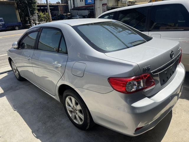 TOYOTA豐田 ALTIS  第4張相片