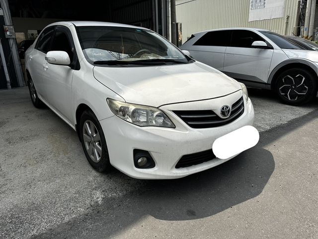 TOYOTA豐田 ALTIS  第3張相片