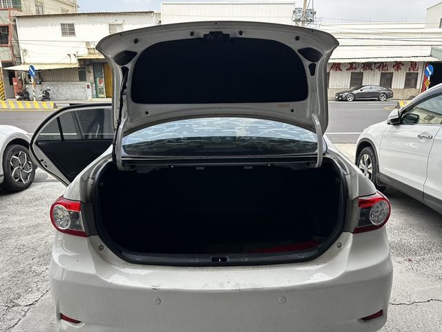 TOYOTA豐田 ALTIS  第9張相片