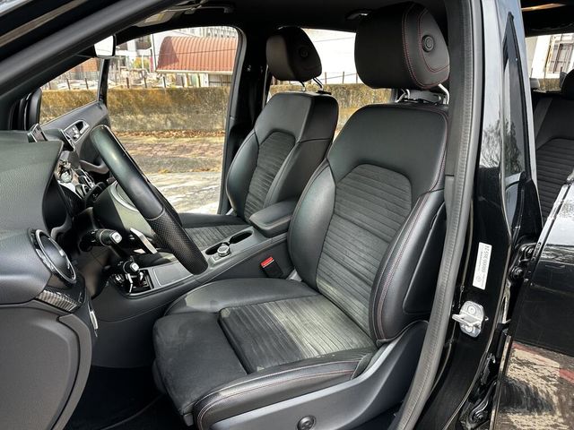 M-BENZ賓士 B180  第5張相片