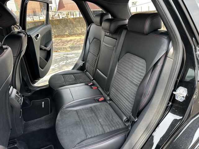 M-BENZ賓士 B180  第7張相片