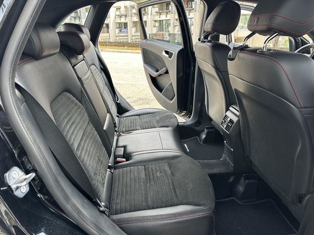 M-BENZ賓士 B180  第8張相片