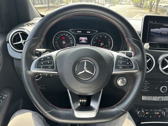 M-BENZ賓士 B180  第13張相片