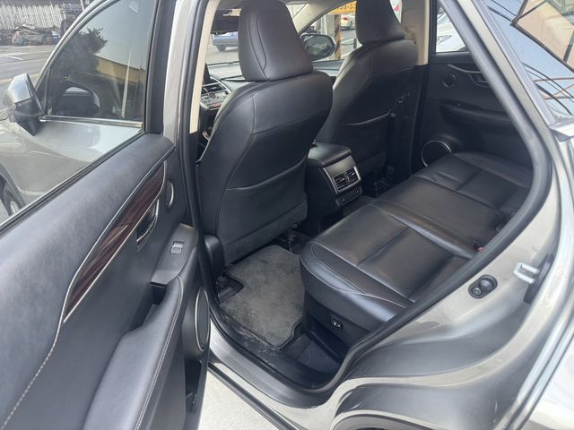 LEXUS凌志 NX300  第7張相片