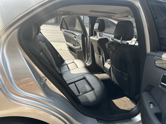 M-BENZ賓士 E220  第10張相片