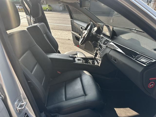 M-BENZ賓士 E220  第11張相片