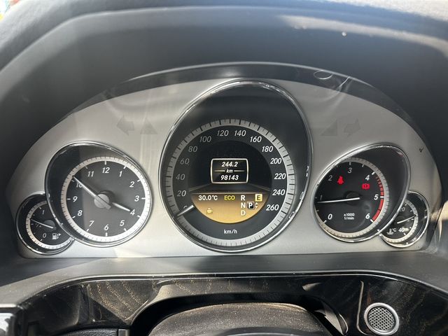 M-BENZ賓士 E220  第14張相片